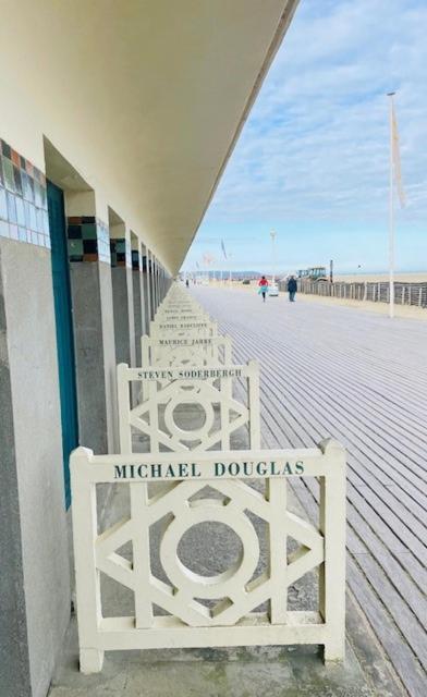 Joli - Place Morny Deauville
